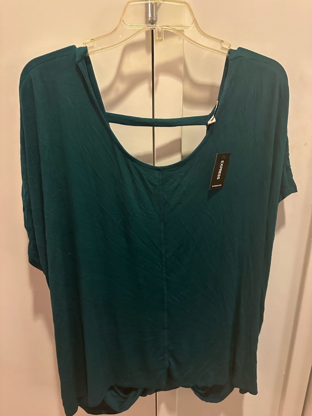 🆕 Express Teal Short Sleeve Scoop Back Tee